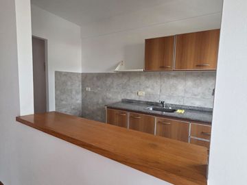 ALQUILER 2 AMBIENTES VILLA URQUIZA CON BALCON