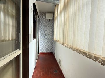 DEPARTAMENTO EN VENTA 3 AMBIENTES CON DEPENDENCIA