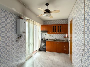 DEPARTAMENTO EN VENTA 3 AMBIENTES CON DEPENDENCIA
