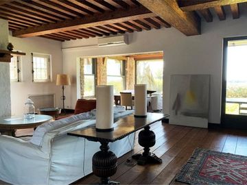 ALQUILER CASA BARRANCAS SAN ISIDRO C/ VISTA AL RIO