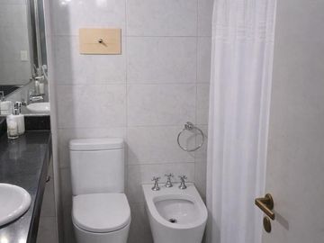 VENTA DEPTO 3 AMB CON DEPENDECIA Y BALCON AL FRENT
