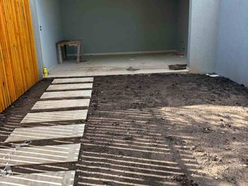 PH / CASA UF A ESTRENAR CON COCHERA Y JARDIN
