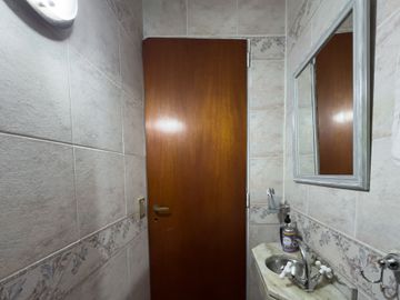 CASA 3 AMBIENTES EN VENTA BARRIO VICENTE MELAZZI