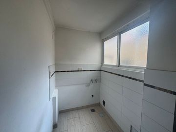 Venta departamento 3 amb con balcon en Urquiza