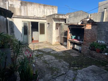 CASA LOTE PROPIO 3 AMB PATIO-TERRAZA-COCHERA+LOCAL