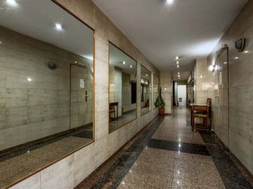VENTA DPTO 3 AMB BALCON Y COCHERA - FLORES