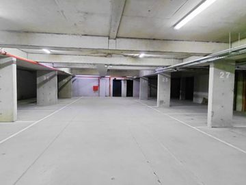 ALQUILER DE DEPARTAME. CON COCH. AIVI PARQUE LELOR