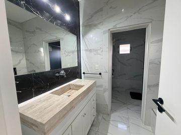 VENTA CASA 4 AMB BARRIO CERRADO WESTON