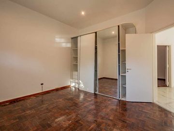 IMPECABLE DEPTO TIPO CASA-PILETA-MARTINEZ-3 DORMIS