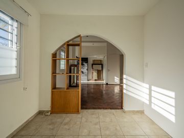 IMPECABLE DEPTO TIPO CASA-PILETA-MARTINEZ-3 DORMIS