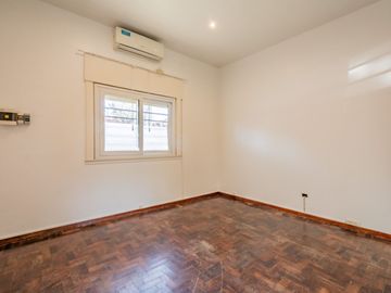 IMPECABLE DEPTO TIPO CASA-PILETA-MARTINEZ-3 DORMIS