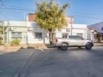 IMPECABLE DEPTO TIPO CASA-PILETA-MARTINEZ-3 DORMIS