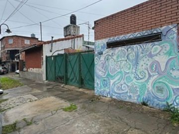 VENTA CASA MULTIFAMILIAR OLIVOS