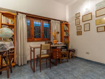 Casa 7 amb con parque y garage en Martinez