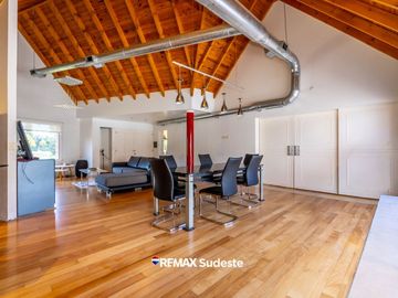 CASA EN BARRIO PRIVADO SOLARES NORTE