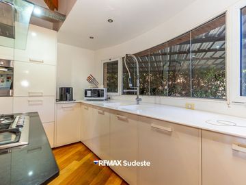 CASA EN BARRIO PRIVADO SOLARES NORTE