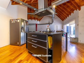 CASA EN BARRIO PRIVADO SOLARES NORTE