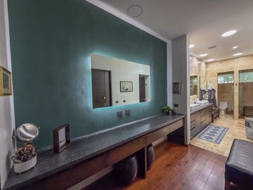Departamento de 1240 Metros en Puerta De Hierro La Reserva Zotogrande