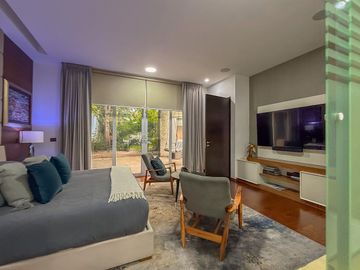 Departamento de 1240 Metros en Puerta De Hierro La Reserva Zotogrande