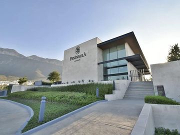 Casa en Venta en Península, Cumbres, García, N. L.