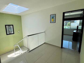 CASA RENTA EN EL CAMPANARIO
