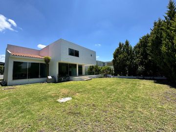 CASA RENTA EN EL CAMPANARIO
