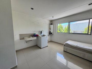 CASA RENTA EN EL CAMPANARIO