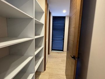 CASA RENTA FOGATA ALTOZANO Jardin 50m2, acabados de lujo. Sistema inteligente