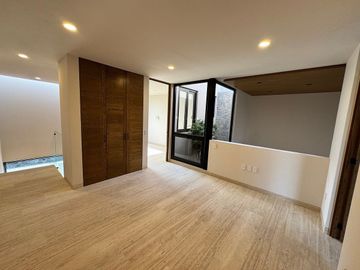 CASA RENTA FOGATA ALTOZANO Jardin 50m2, acabados de lujo. Sistema inteligente