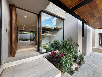 CASA RENTA FOGATA ALTOZANO Jardin 50m2, acabados de lujo. Sistema inteligente