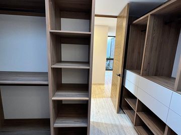 CASA RENTA FOGATA ALTOZANO Jardin 50m2, acabados de lujo. Sistema inteligente
