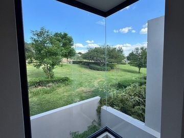 CASA RENTA FOGATA ALTOZANO Jardin 50m2, acabados de lujo. Sistema inteligente