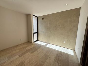 CASA RENTA FOGATA ALTOZANO Jardin 50m2, acabados de lujo. Sistema inteligente