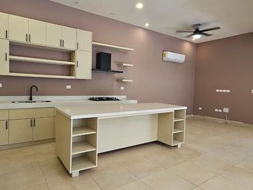 CASA DE UNA PLANTA EN VENTA EN CHOLUL