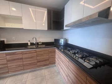 Departamento amueblado en Renta en Monraz