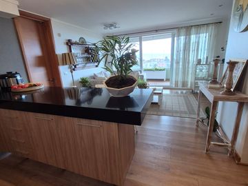 VENTA DE MODERNO Y ACOGEDOR  DEPARTAMENTO DE 2D  Y 2B