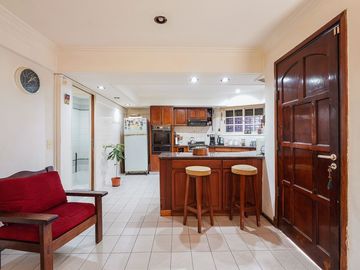 VENTA CASA 6 AMBIENTES VELEZ SARFIELD JARDIN