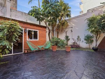 VENTA CASA 6 AMBIENTES VELEZ SARFIELD JARDIN