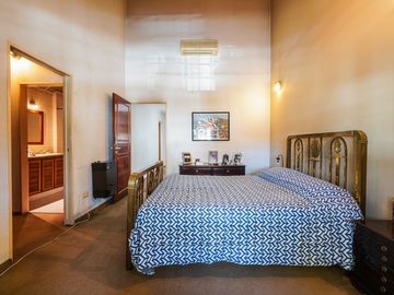 VENTA CASA 6 AMBIENTES VELEZ SARFIELD JARDIN