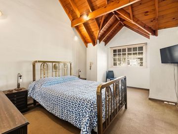 VENTA CASA 6 AMBIENTES VELEZ SARFIELD JARDIN