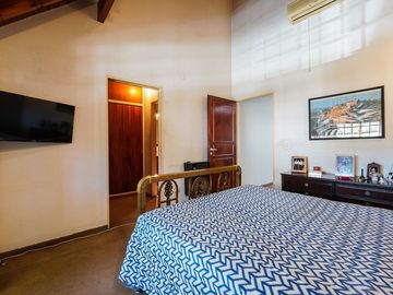 VENTA CASA 6 AMBIENTES VELEZ SARFIELD JARDIN