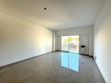 VENTA MONOAMBIENTE A ESTRENAR –VILLA GENERAL MITRE