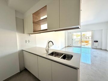 VENTA MONOAMBIENTE A ESTRENAR –VILLA GENERAL MITRE