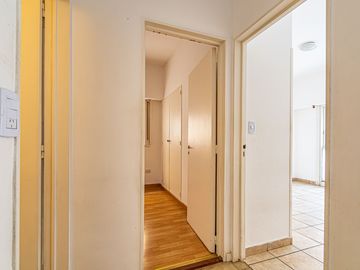 VENTA DEPTO 3 AMB DEVOTO CON ESTUDIO Y PATIO