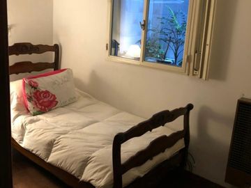 VENTA FLORES DEPARTAMENTO 3 AMBIENTES PATIO