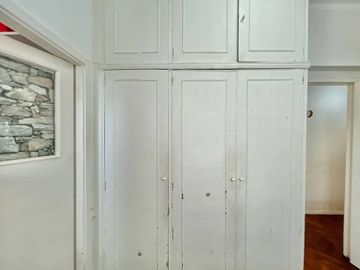 Venta depto 3 ambientes mas dependencia Flores