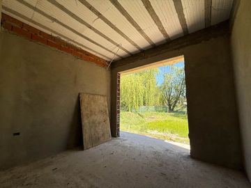 Casa en Venta en Miralagos I de  3 Dormitorios