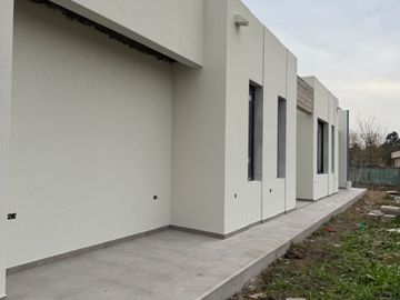 Casa en Venta en Miralagos I de  3 Dormitorios