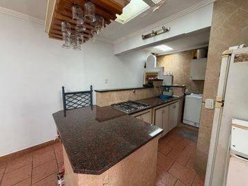 VENTA PH TIPO CASA 5 AMBIENTES, SARANDI