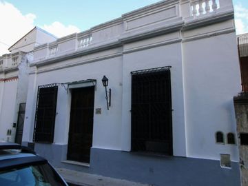 VENTA PH TIPO CASA 5 AMBIENTES FLORESTA